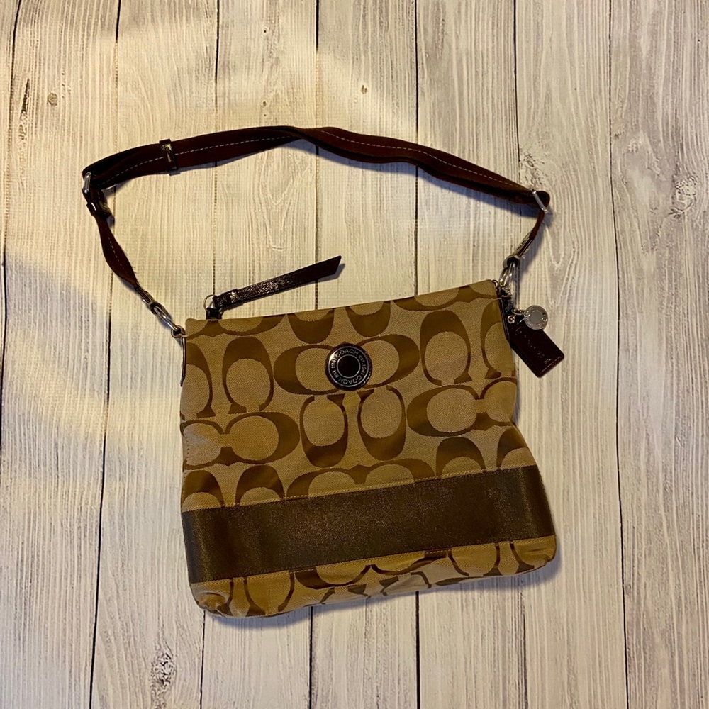 Coach Crossbody Signature Stripe F19220 Brown